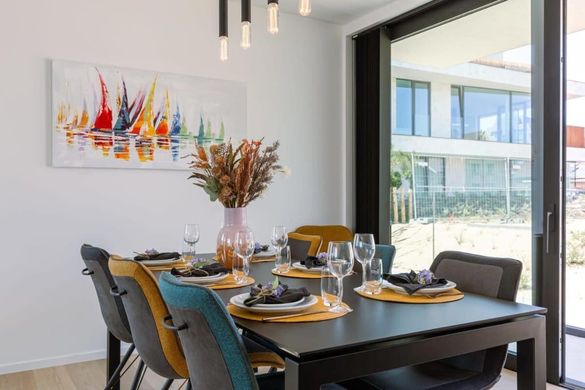 New, Luxurious And Modern Apartment With Private Parking Koksijde Exteriör bild