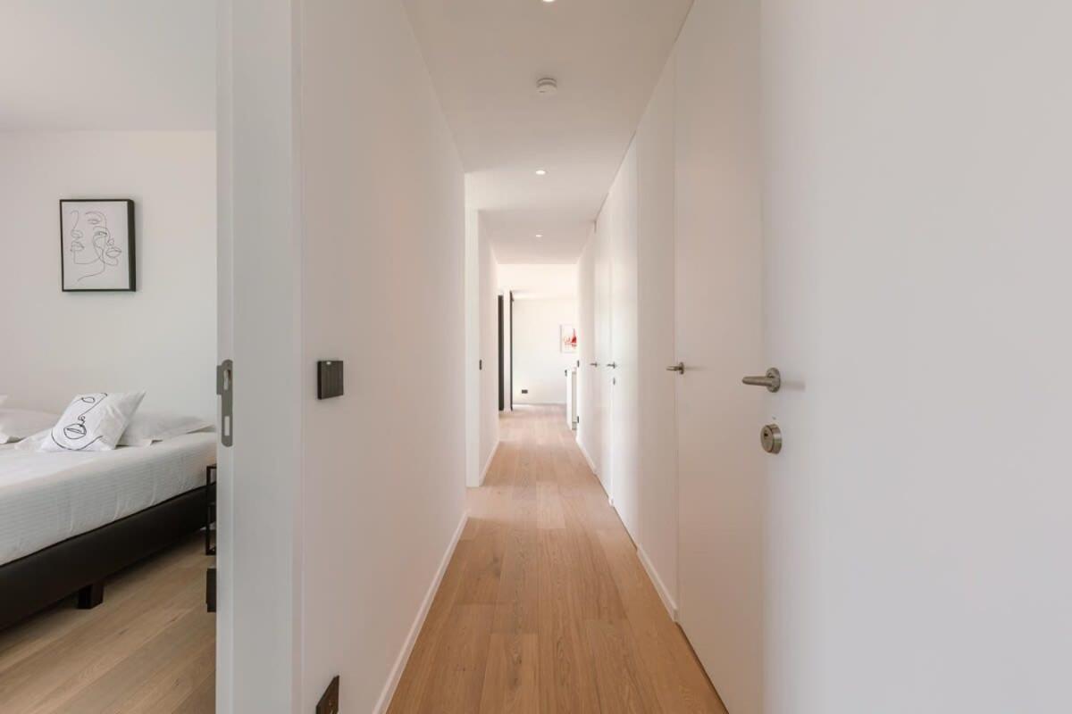 New, Luxurious And Modern Apartment With Private Parking Koksijde Exteriör bild