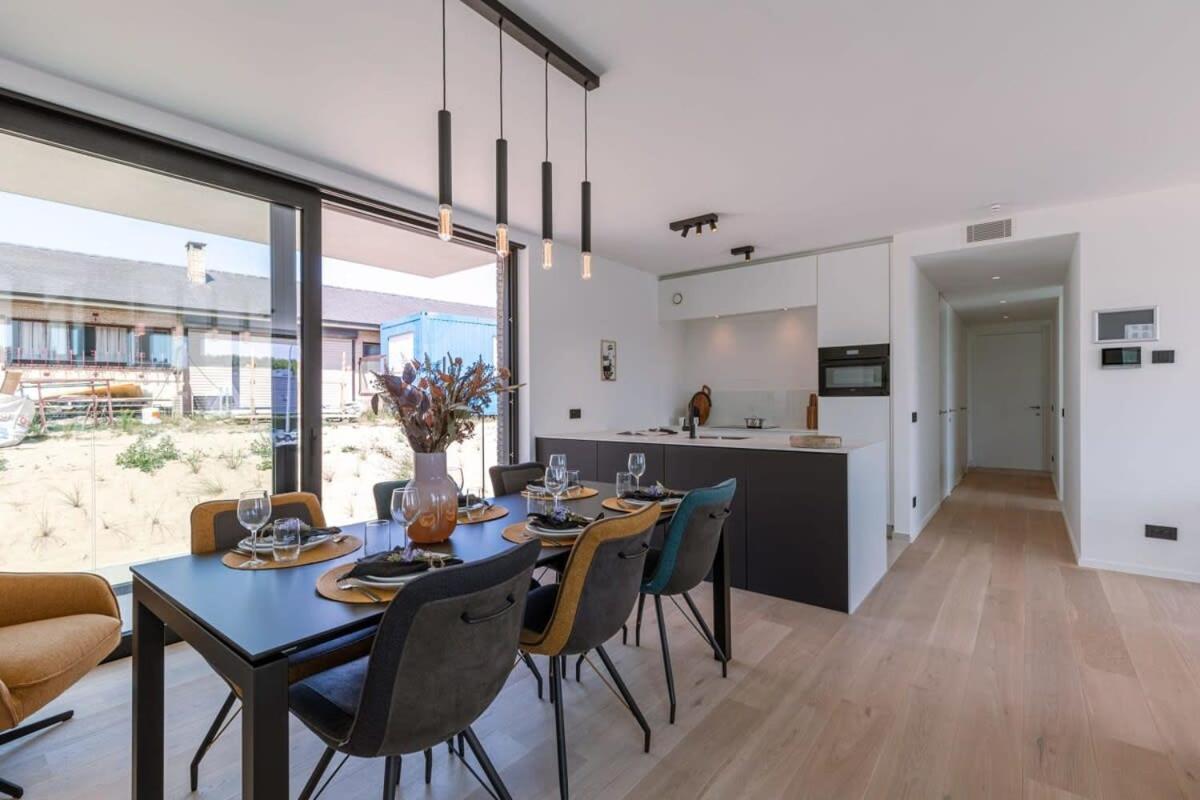 New, Luxurious And Modern Apartment With Private Parking Koksijde Exteriör bild